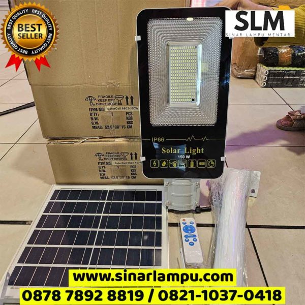 Lampu PJU Solar Cell LED 150 Watt Cahaya Putih