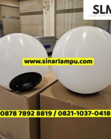 Lampu Dekorasi Taman Bulat Akrilik Polytelin Dia. 30cm