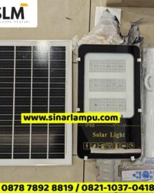 Lampu Jalan PJU Solar Panel 150 Watt LED Cahaya Putih