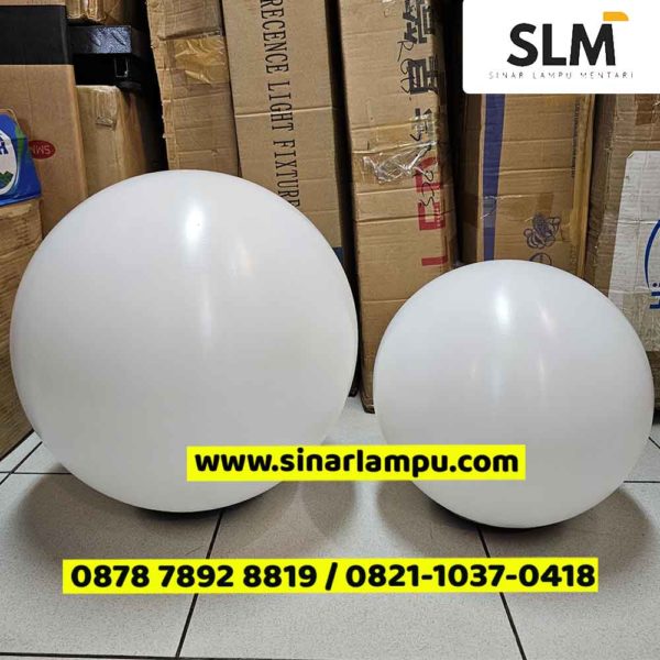 Lampu Taman Bulat Acrylic Polytheline Diameter 40cm dan 30cm