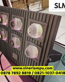 Lampu Sorot Superbright 300 Watt LED Cahaya 6000K dan 3000K