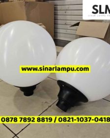 Lampu Taman Bulat Akrilik Polytelin diameter 30cm Flen Undak