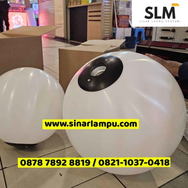 Lampu Taman Bulat Akrilik Polytelin Diameter 50cm dan 40cm