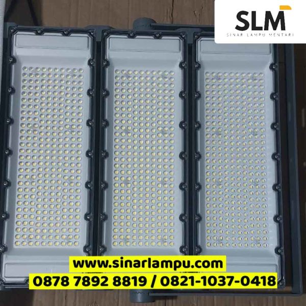 Lampu Sorot LED 600 Watt Trafo Philips Xitanium