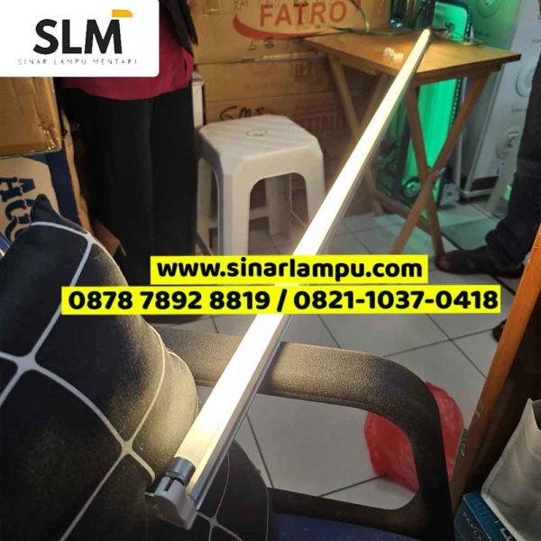 Kap Lampu T5 35 Watt Panjang 150cm Cahaya Kuning