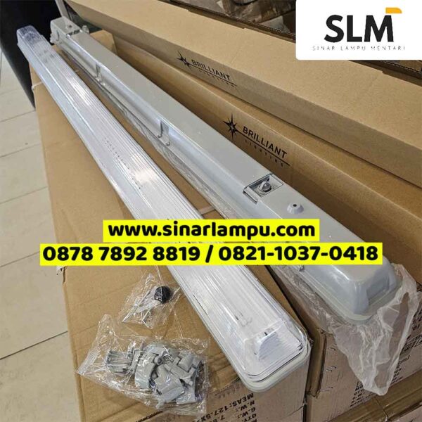 Kap Lampu Waterproof Brilliant 1x40W atau 1x18 Watt LED