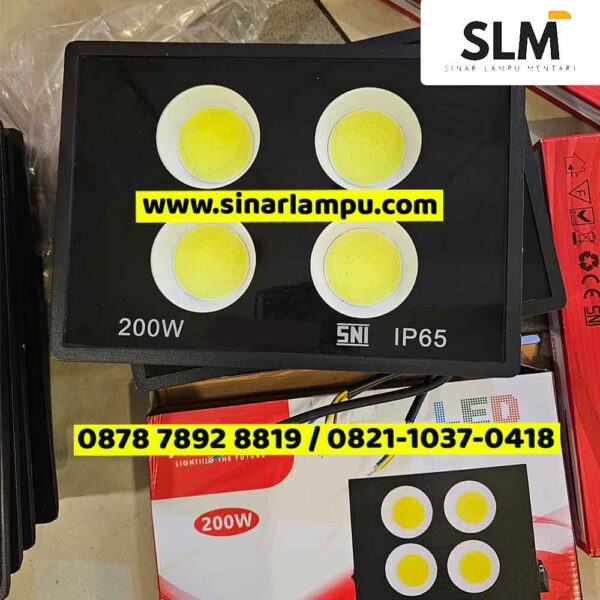 Lampu Sorot 200 Watt 4 Mata LED COB IP65 Waterproof