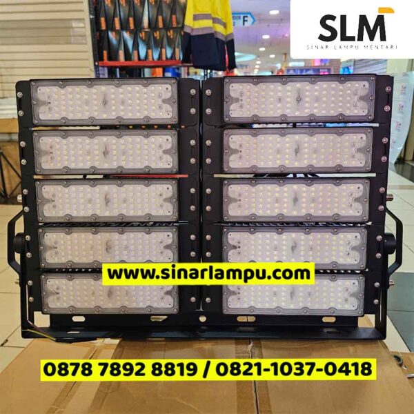 Lampu Sorot Stadion 500 Watt Modul LED AR8215 Superbright