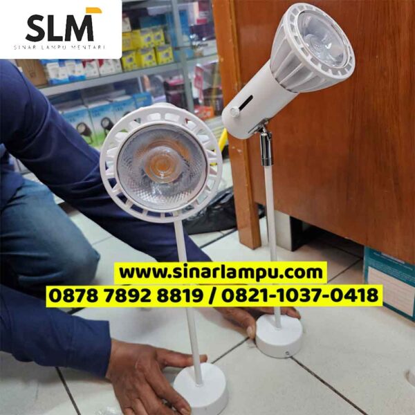 Kap Lampu Sorot Backdrop Pameran E27 15 Watt LED COB