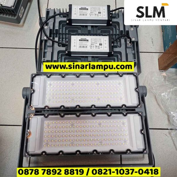 Lampu Sorot Stadion 200 Watt 2 baris Trafo Philips Xitanium